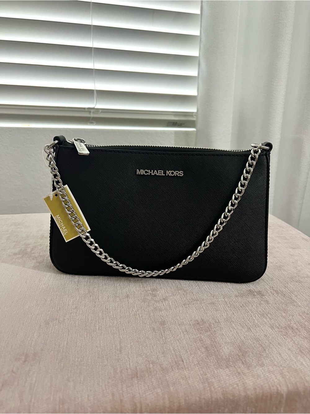 Jet Set Medium Saffiano Leather Crossbody Bag